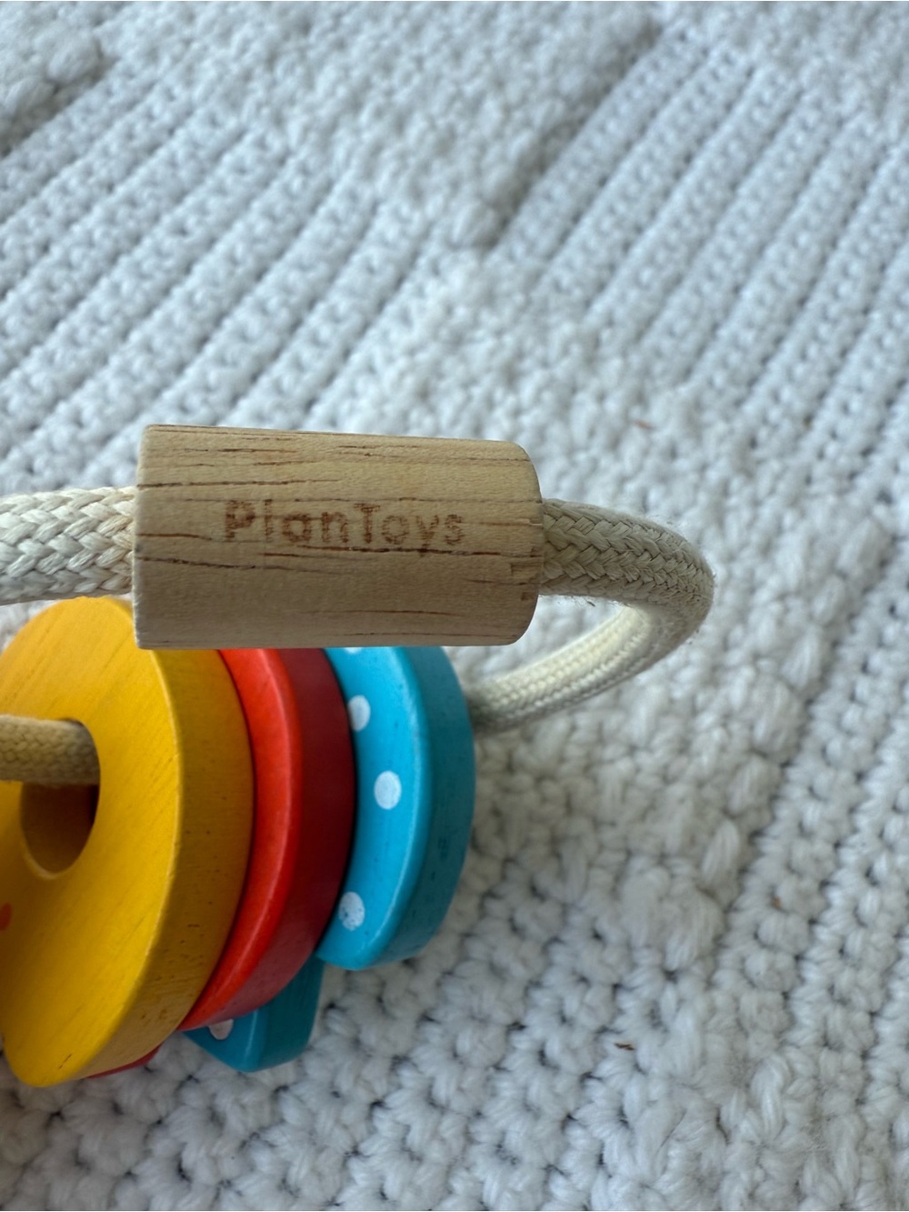 PlanToys Baby Key Rattle - Picture 2 of 9